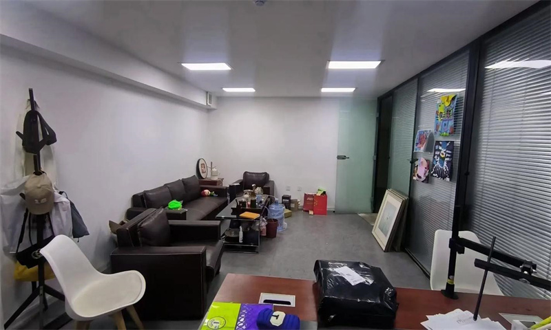 1716187815935307.jpg 万佳创业园.jpg