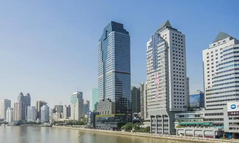 当前市场环境下，企业更倾向于租用哪种类型的写字楼（如甲级、乙级）？