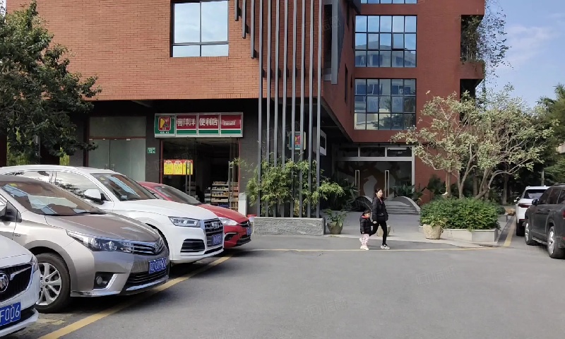 东粤生态园：生态智慧与商务繁荣的交汇之地